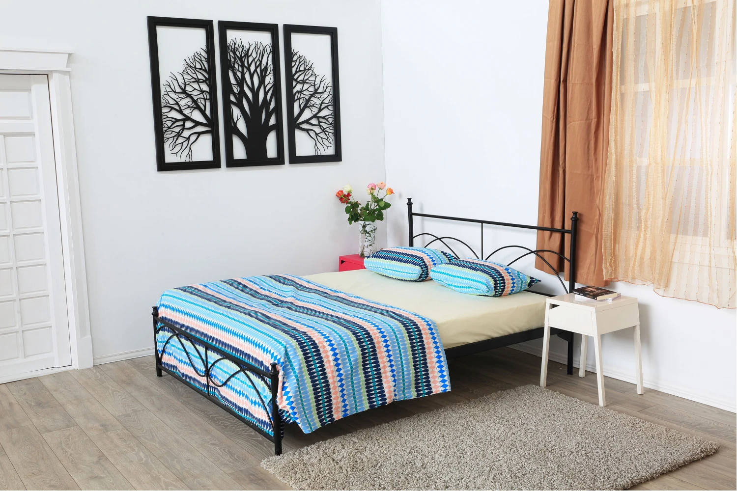 Pat metalic Ina  (cu tablie mica) 1400x2000