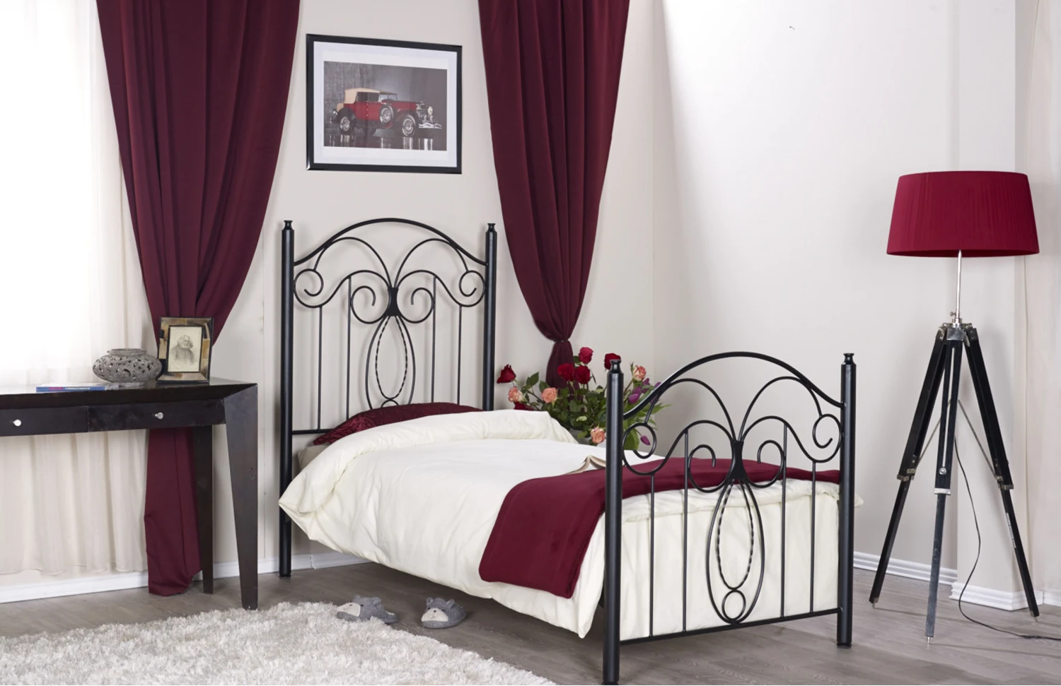 Pat fier forjat Felicia 900x2000