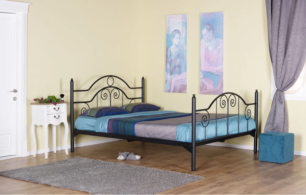 Pat fier forjat Maria 1600 x 2000