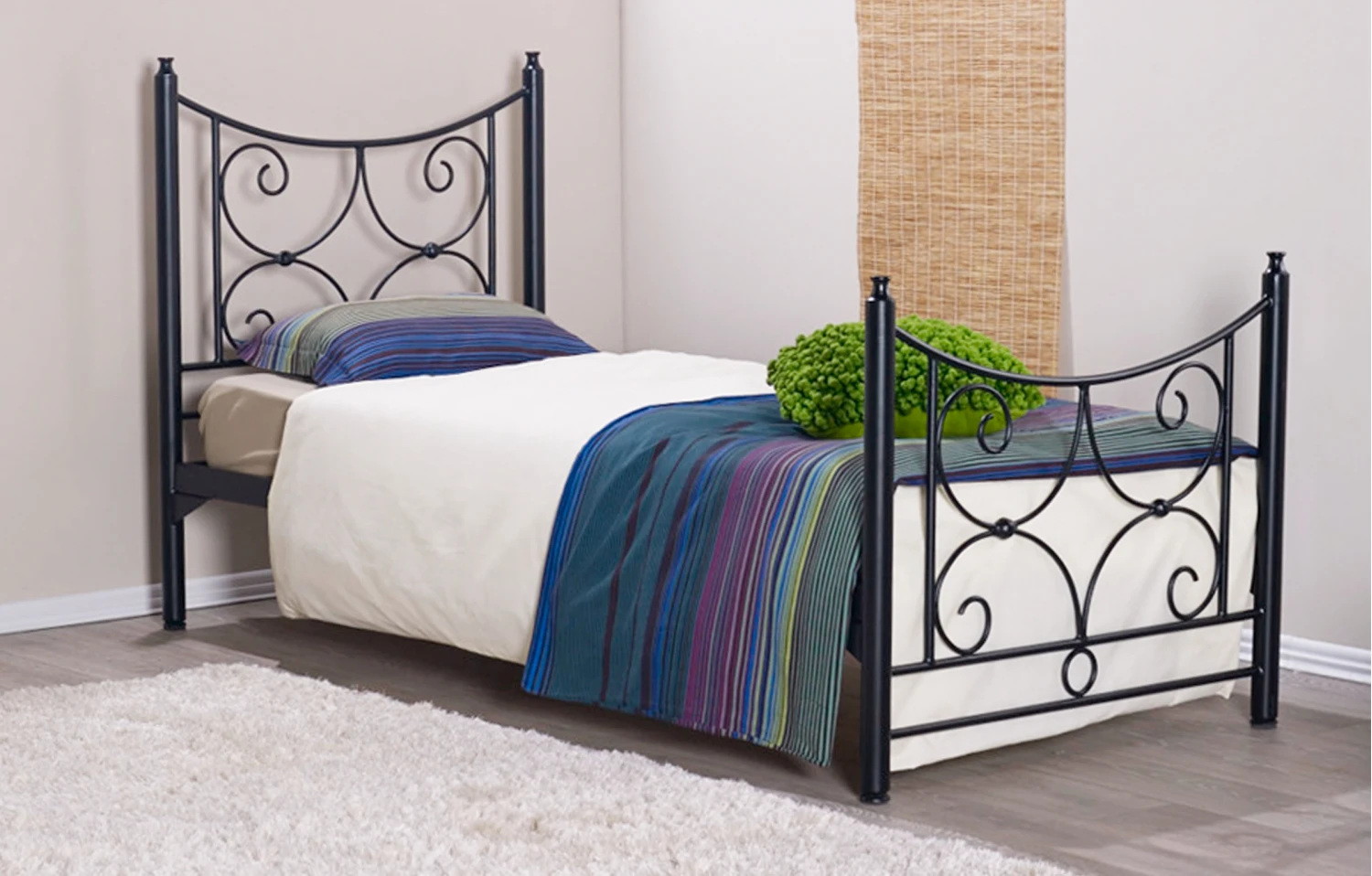 Pat fier forjat Simina 900x2000